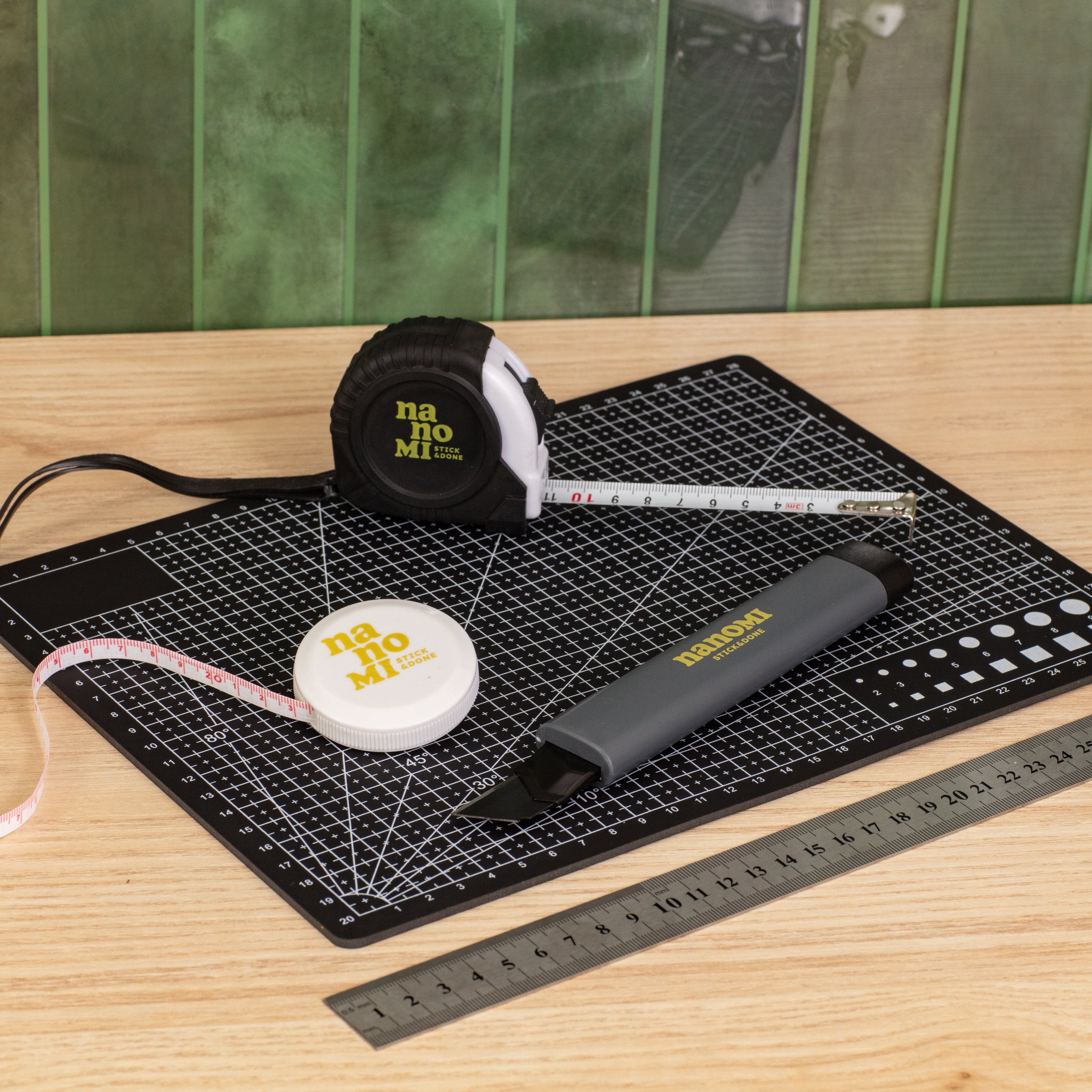 Nanomi Vágóalátét 30x22 cm