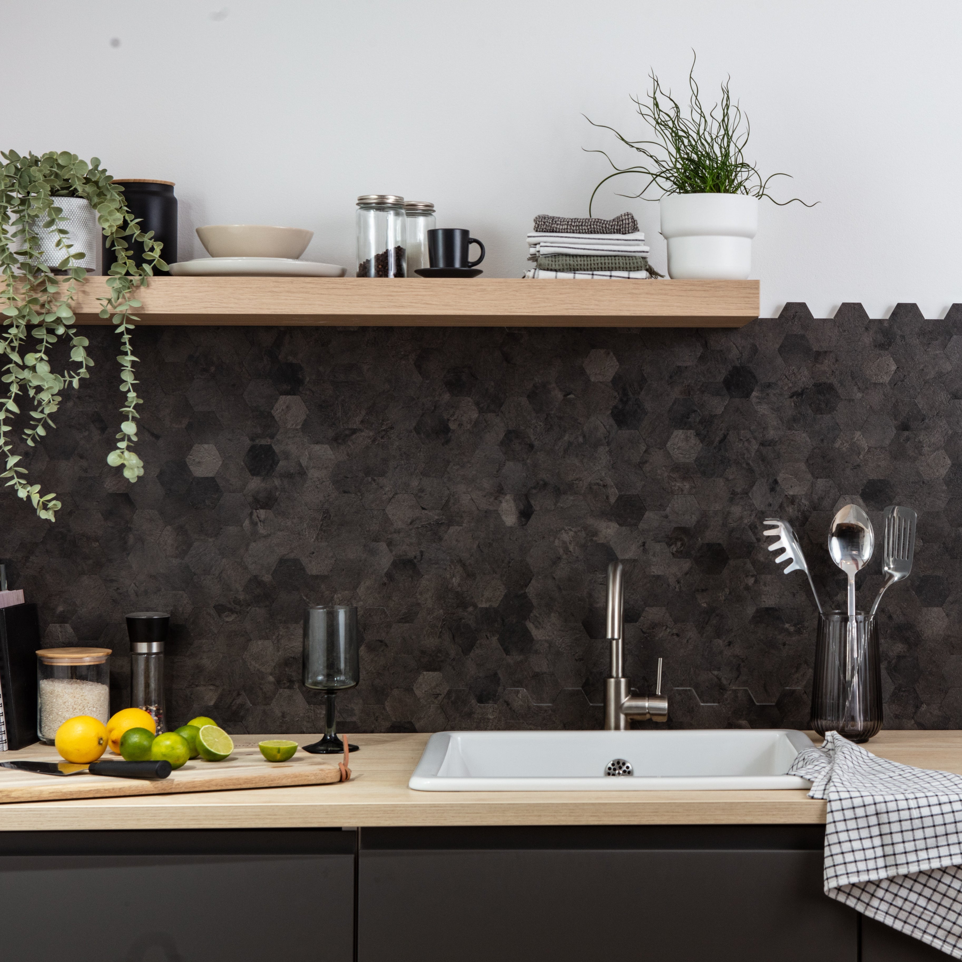 Stick&Done Pro Falburkolat Berlin Black - 10db - 29x29cm